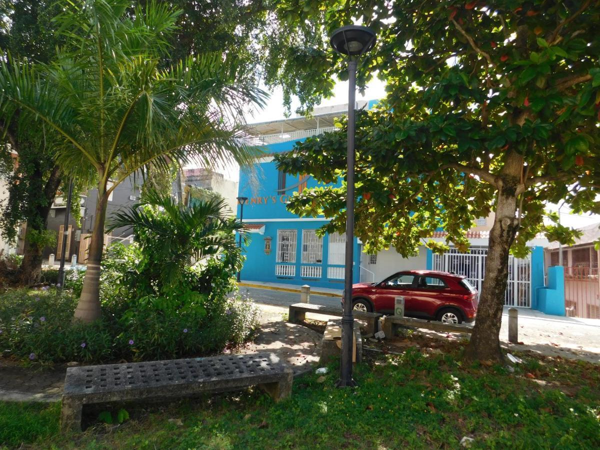 Henry's Guest house